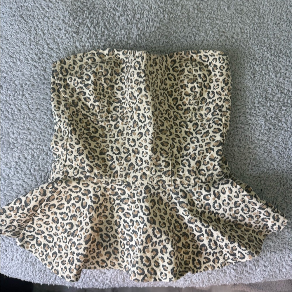 Leopard Print Strapless Peplum Top